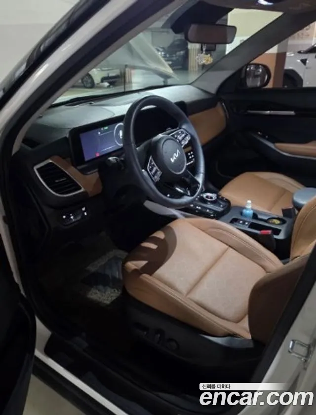 Kia Seltos Новый Seltos Бензин 2.0 2WD — Фото автомобиля 4