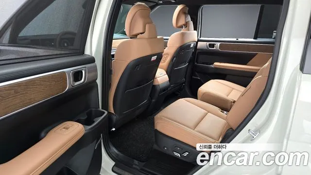 Hyundai Santafe — Фото автомобиля 8