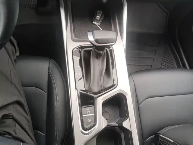 Geely Emgrand — Фото автомобиля 13