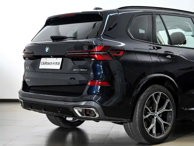 BMW X5 — Фото автомобиля 9