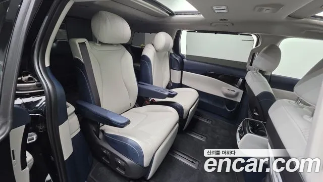 Kia Carnival — Фото автомобиля 23