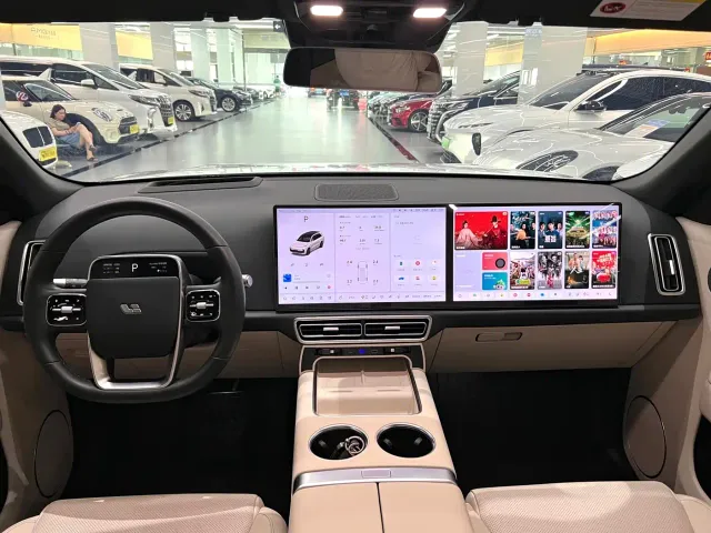Li Auto L8 — Фото автомобиля 4