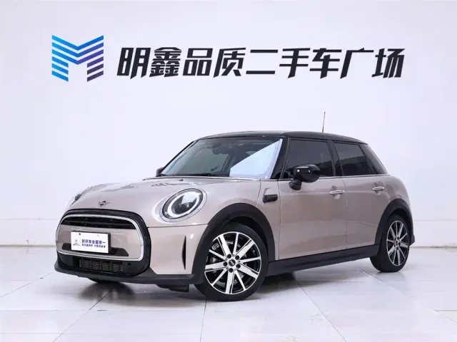 MINI Hatch — Фото автомобиля 2