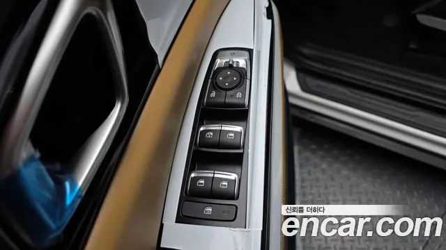 Kia Canival Carnival 4 поколение Бензин 9 мест Prestige — Фото автомобиля 11