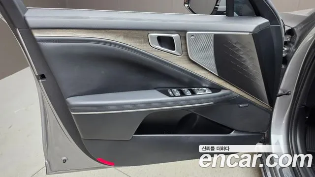 Kia K8 — Фото автомобиля 13