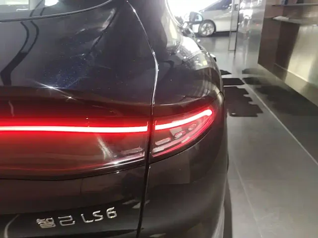 IM Motors IM LS6 2025 Extended Range Base — Фото автомобиля 7