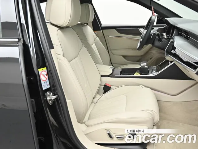 Audi A6 C8 — Фото автомобиля 10