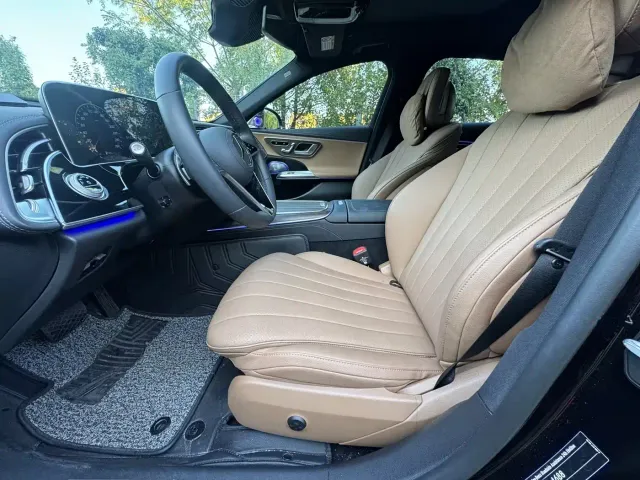 Mercedes-Benz E-Class — Фото автомобиля 18