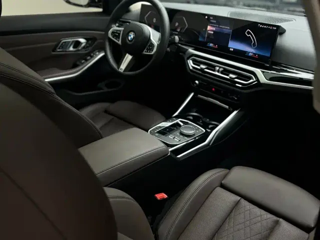 BMW 3 Series — Фото автомобиля 10