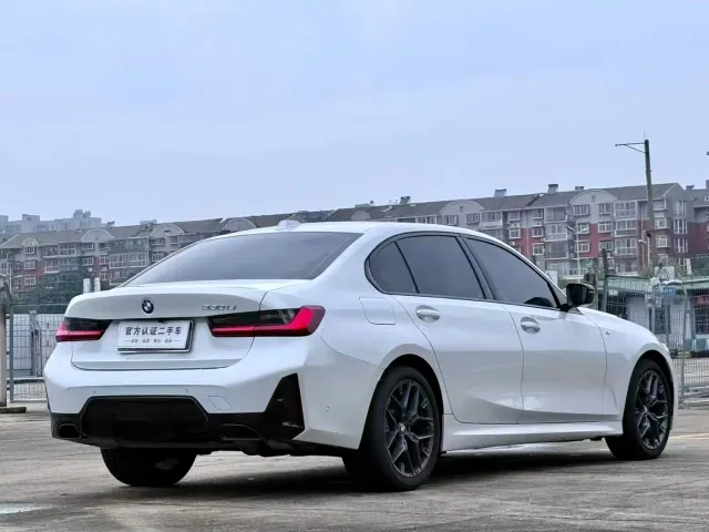 BMW 3 Series — Фото автомобиля 9