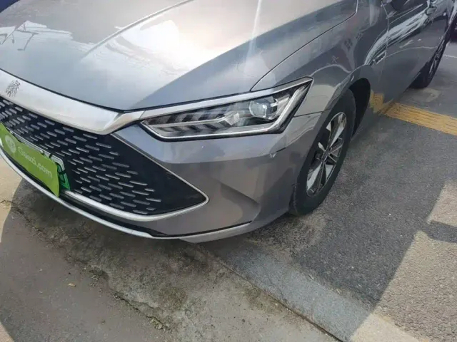 BYD Qin PLUS — Фото автомобиля 23