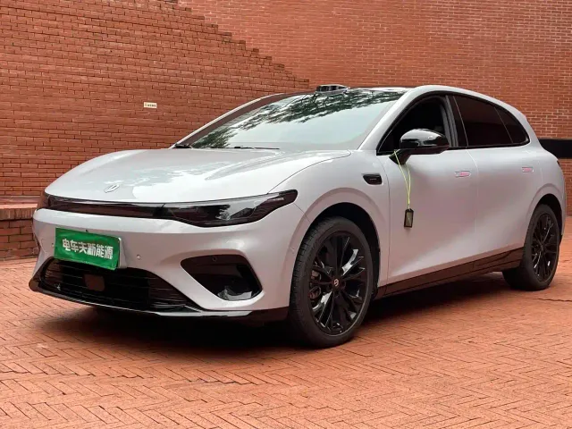 Фотография автомобиля — Leapmotor Lafa 5