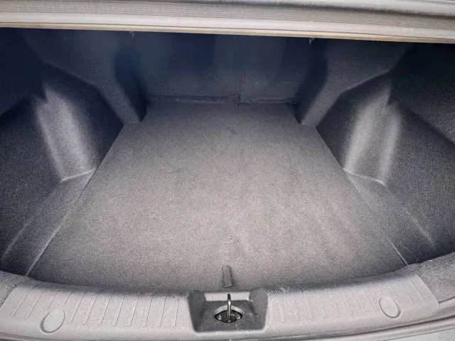 Changan Eado — Фото автомобиля 26