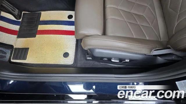 BMW 5 Series G60 — Фото автомобиля 29