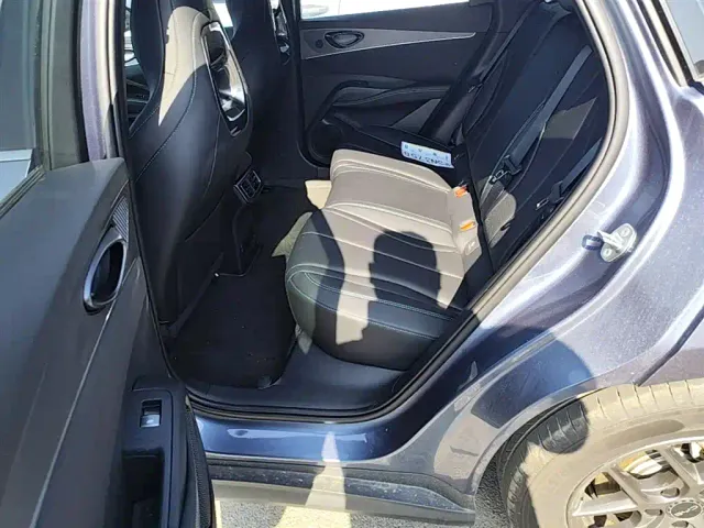 BYD Seal 06 — Фото автомобиля 16