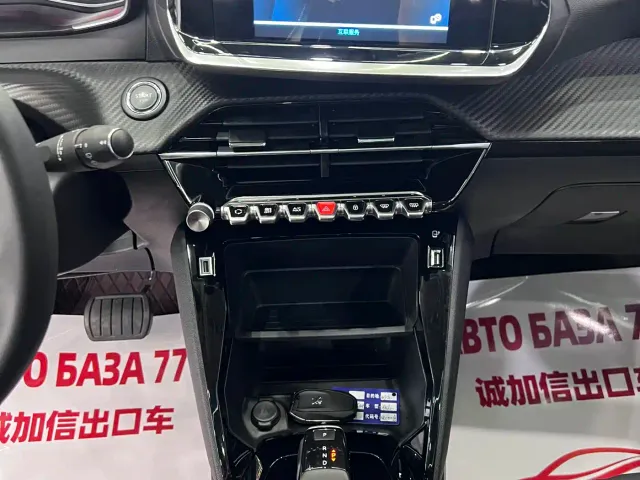 Peugeot 2008 — Фото автомобиля 14