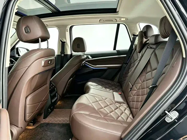 BMW X5 — Фото автомобиля 8