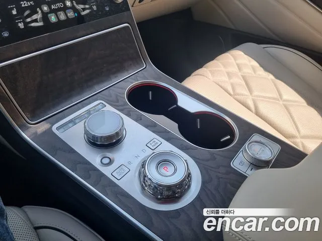 Genesis GV80 — Фото автомобиля 9