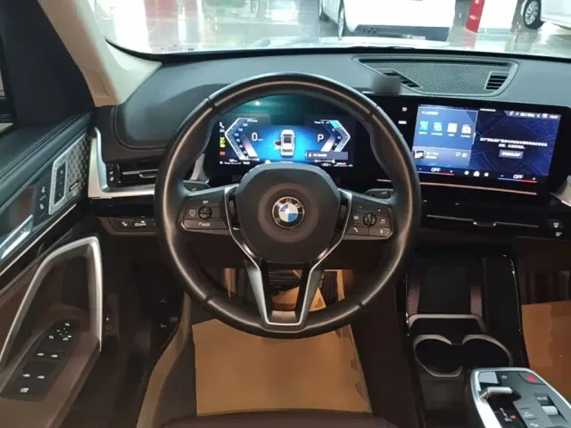 BMW X1 — Фото автомобиля 10