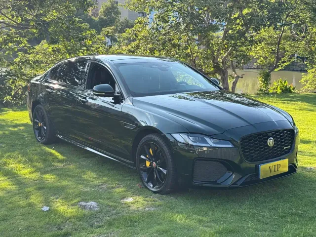 Jaguar XFL — Фото автомобиля 3