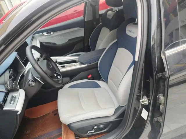 Geely Xingrui — Фото автомобиля 14