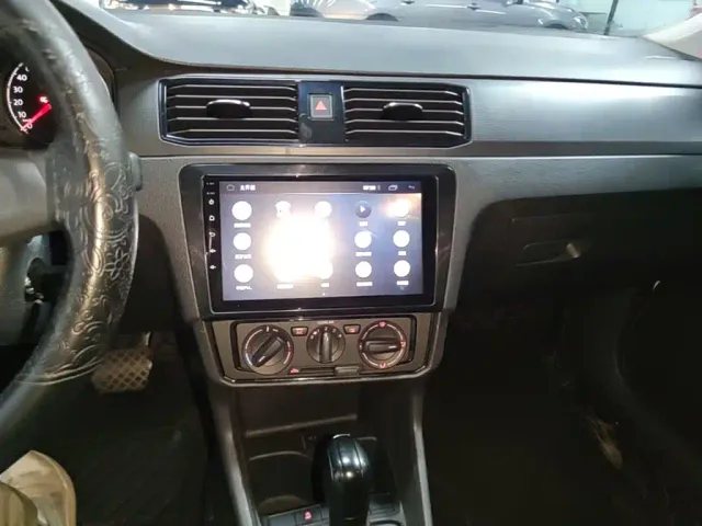 Volkswagen Santana — Фото автомобиля 12