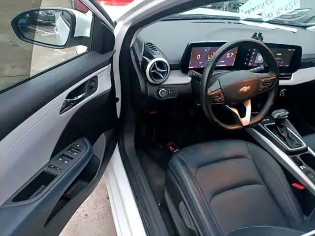 Chevrolet Monza — Фото автомобиля 15