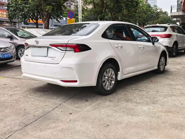 Toyota Corolla — Фото автомобиля 16