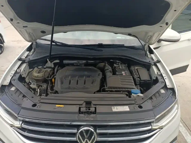 Volkswagen Tiguan L — Фото автомобиля 19