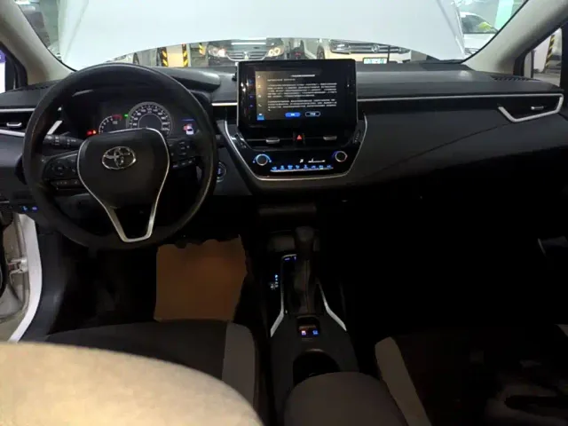 Toyota Corolla — Фото автомобиля 5