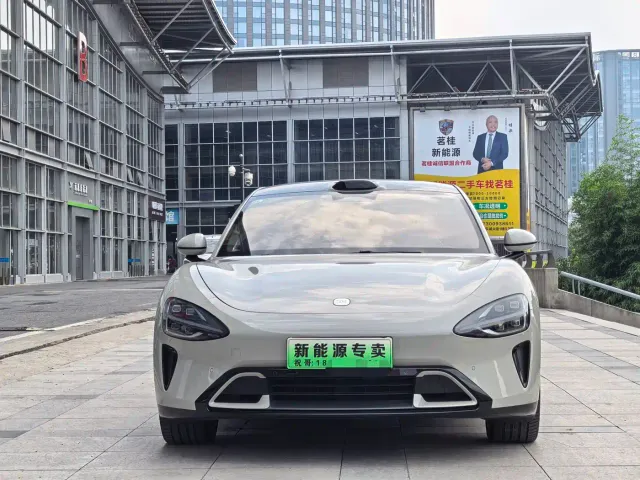 Xiaomi SU7 — Фото автомобиля 3