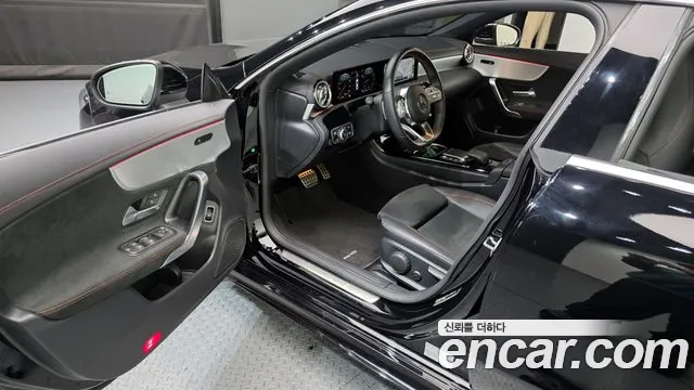 Mercedes-Benz CLA-Class — Фото автомобиля 10
