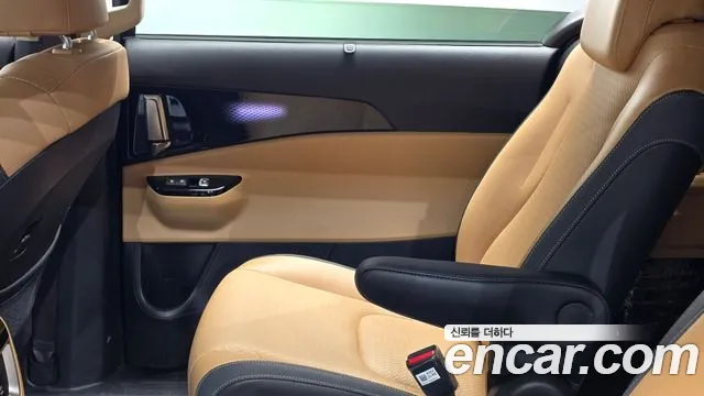 Kia Canival Carnival 4 поколение Дизель 9 мест Signature — Фото автомобиля 24