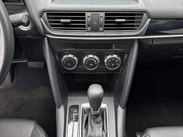 Mazda CX-4 — Фото автомобиля 15