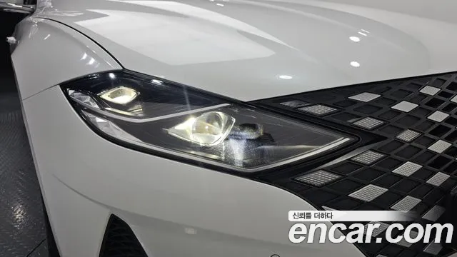 Hyundai Grandeur (New) Hybrid — Фото автомобиля 7