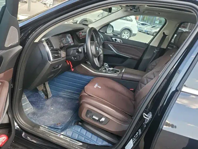 BMW X5 — Фото автомобиля 8