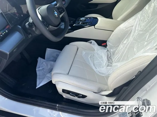 BMW 5 Series G60 — Фото автомобиля 6