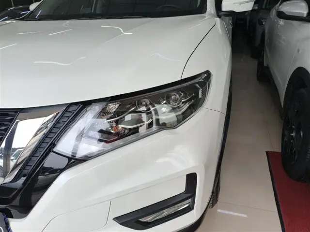 Nissan X-Trail — Фото автомобиля 23