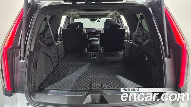 Cadillac Escalade 5th Gen — Фото автомобиля 26