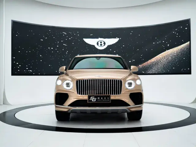 Bentley Bentayga — Фото автомобиля 2