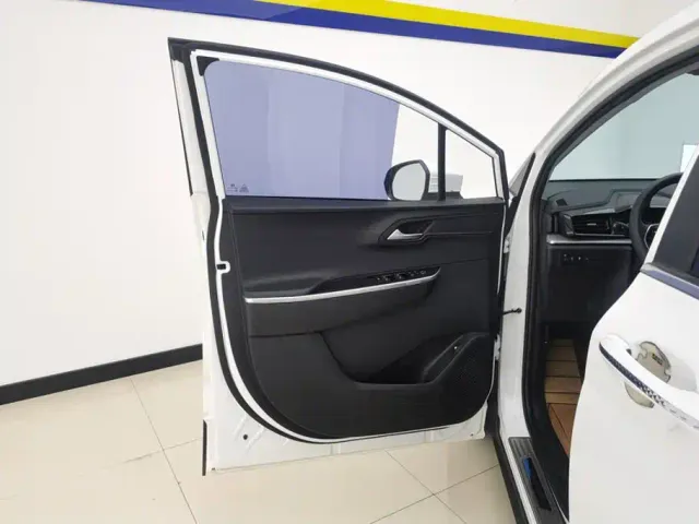 Hyundai Custo — Фото автомобиля 7