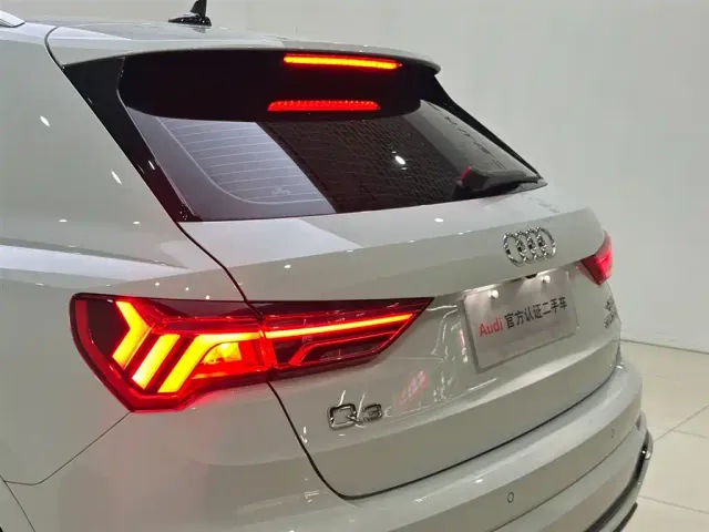Audi Q3 — Фото автомобиля 8