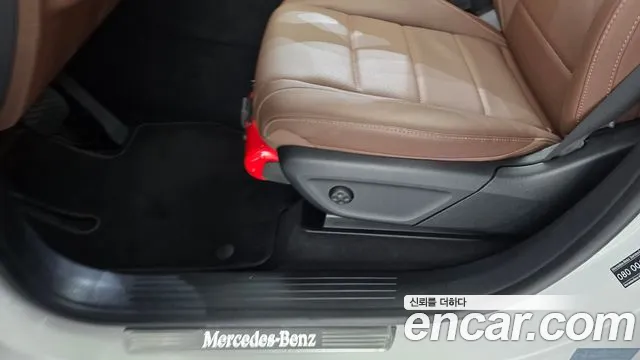 Mercedes-Benz GLE-Class — Фото автомобиля 6
