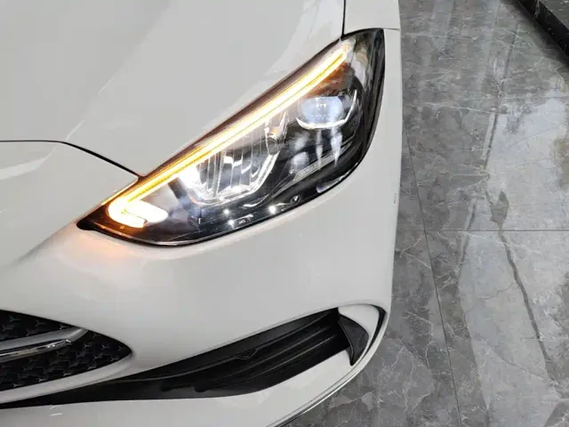 Mercedes-Benz C-Class — Фото автомобиля 23