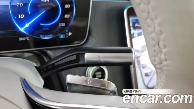 Mercedes-Benz EQS — Фото автомобиля 9