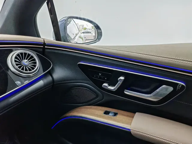 Mercedes-Benz EQS — Фото автомобиля 16