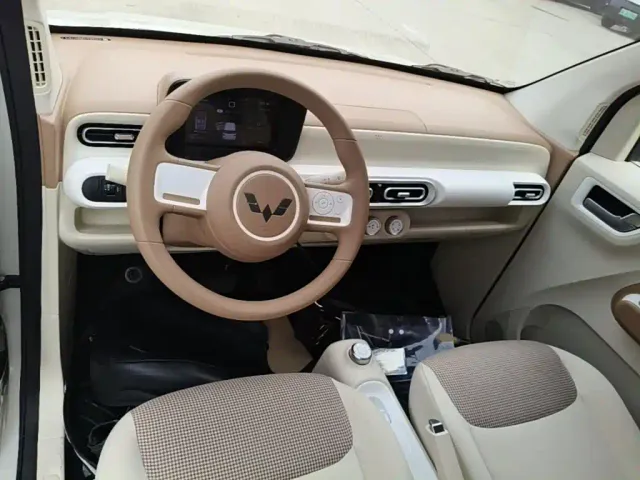 Wuling Hongguang Mini EV — Фото автомобиля 9