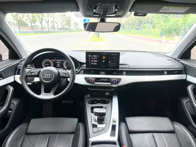 Audi A4L — Фото автомобиля 12