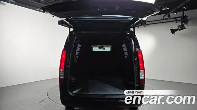 Hyundai Staria — Фото автомобиля 27