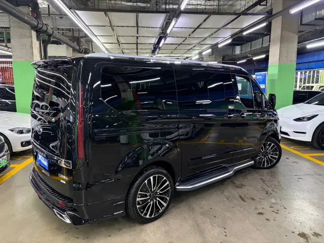 Ford Tourneo — Фото автомобиля 4